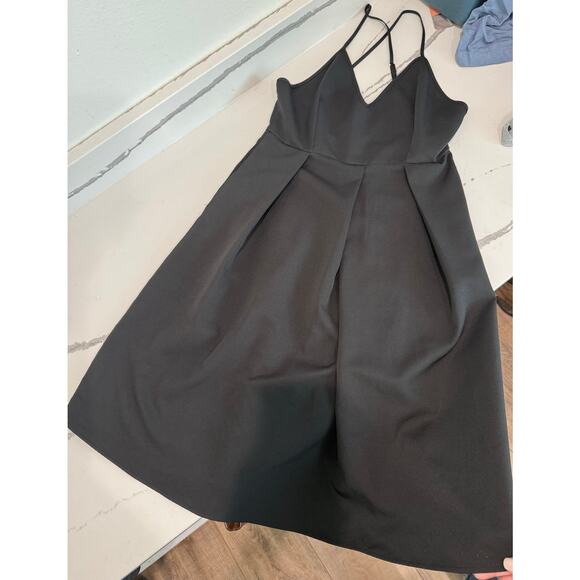 Elia Cher Strappy Black Dress Empire Waist Size Medium Black Zip Up - Picture 2 of 12